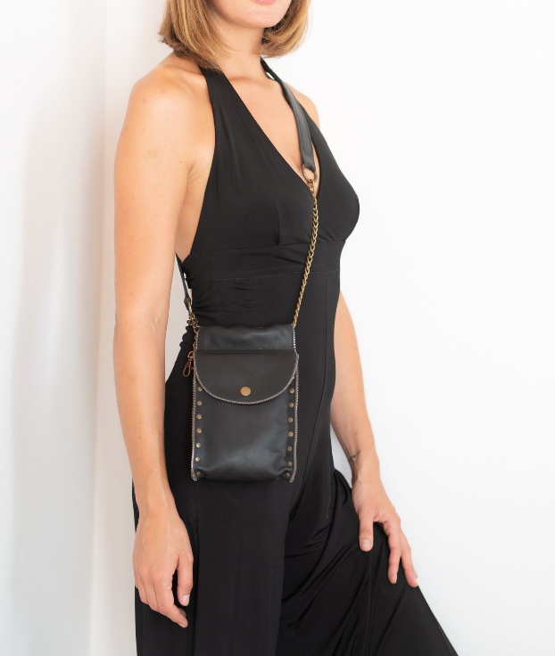 Black envelope crossbody bag best sale