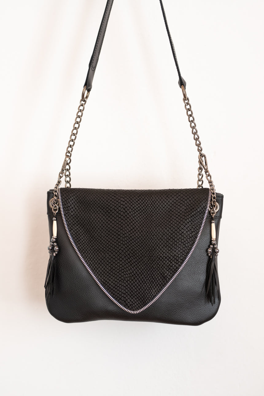 Handmade black leather V handbag Linda Ibiza